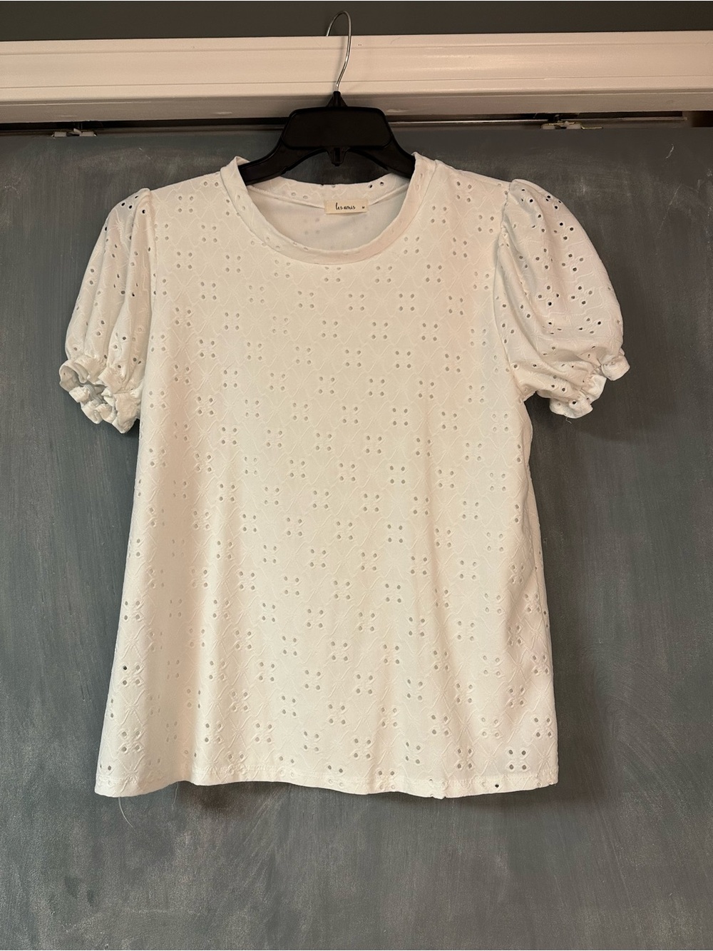 White Eyelet Puff-Sleeve Tee by Lune